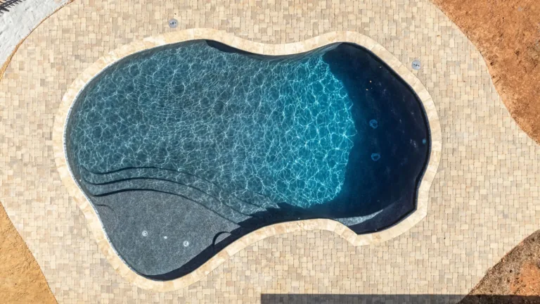 Swimming pool built by Bulldog Pool Builders