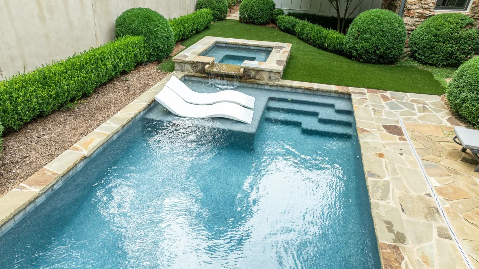 Finishing & Startup stage of a Bulldog pool project