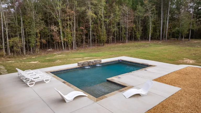 Swimming pool built by Bulldog Pool Builders