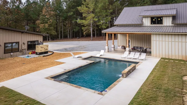 Swimming pool built by Bulldog Pool Builders