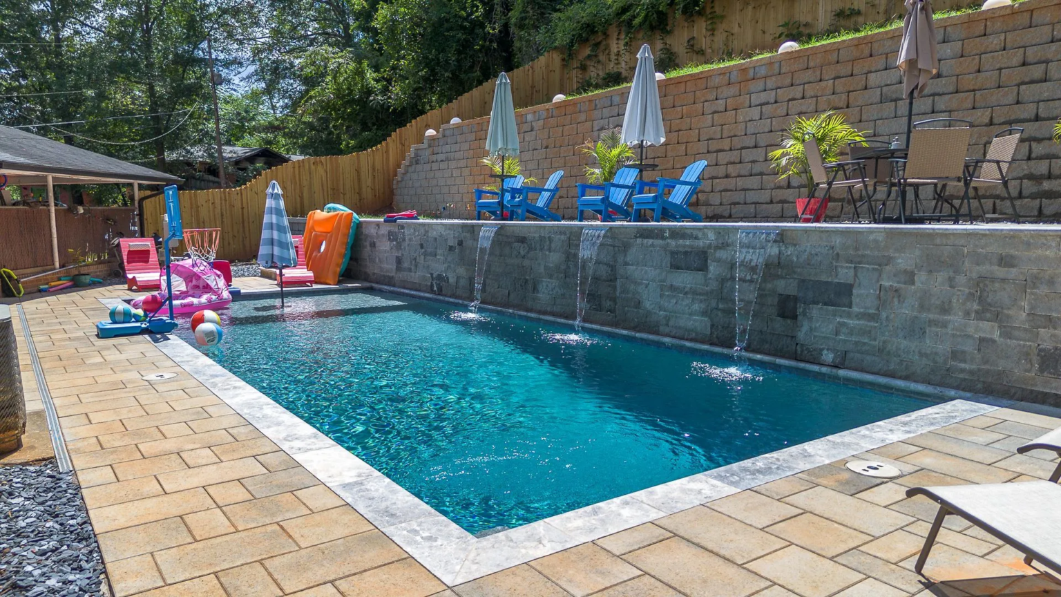 Vinyl Liner Pool Services in Lawrenceville, GA